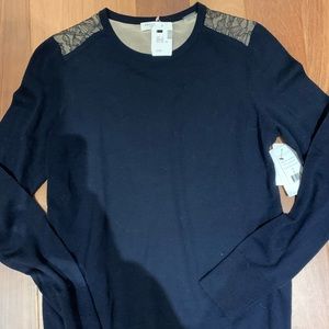 Beautiful Equipment light sweater